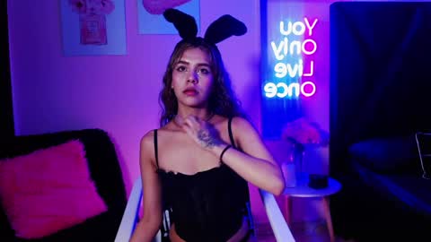 Snapshot of jeni_fire chatting on 05-26-26, 01:07 jeni_fire online show from 05-26-26, 01:07