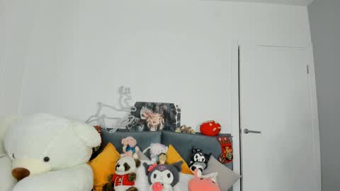 Dolly online show from 12-27-24, 04:32