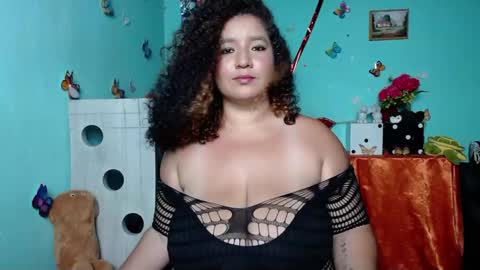 Snapshot of jenifer_bigboobs chatting on 02-27-25, 04:41 jenifer bigboobs online show from 02-27-25, 04:41