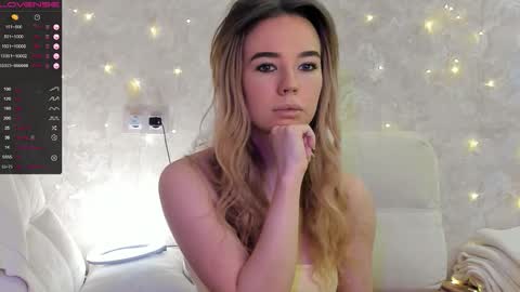 EvaSileZ online show from 09-19-25, 05:42