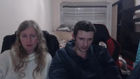 JenisAndPeter online show from 03-06-25, 05:43