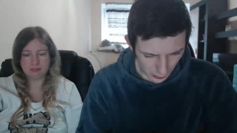 JenisAndPeter online show from 03-11-25, 07:15