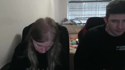 JenisAndPeter online show from 10-09-25, 07:06