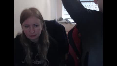 JenisAndPeter online show from 10-12-25, 06:12