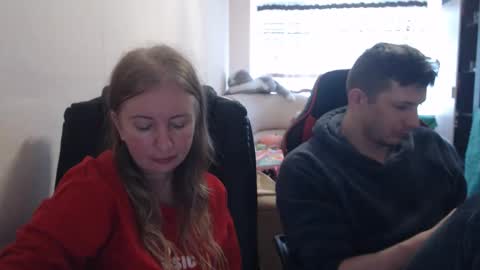 JenisAndPeter online show from 10-25-25, 07:27