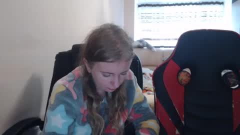 JenisAndPeter online show from 11-25-25, 06:46