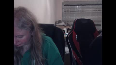 JenisAndPeter online show from 04-16-26, 08:09