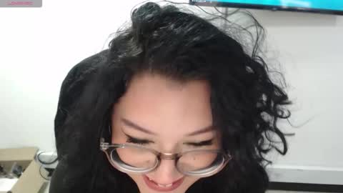 jenn online show from 09-24-25, 10:02