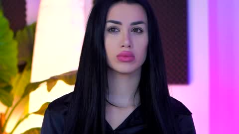 jenna_day online show from 11-08-25, 10:04