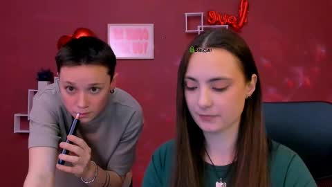 Snapshot of jenna_elayne chatting on 02-16-26, 08:43 jenna_elayne online show from 02-16-26, 08:43