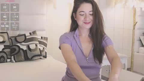 Snapshot of jennaclover chatting on 12-05-25, 06:22 jenna online show from 12-05-25, 06:22