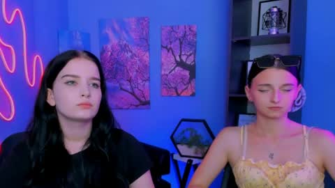 Snapshot of jennakissu chatting on 05-22-26, 11:38 Jenna online show from 05-22-26, 11:38