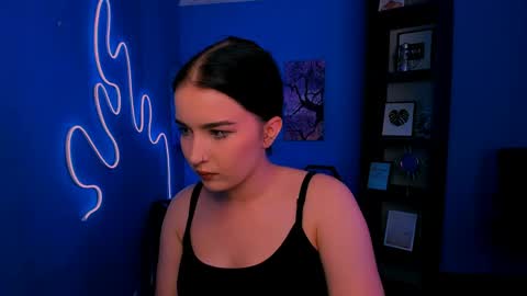 Snapshot of jennakissu chatting on 05-24-26, 11:26 Jenna online show from 05-24-26, 11:26