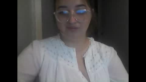 JennalDirl online show from 10-20-25, 07:42