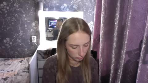 Snapshot of jennalomer chatting on 06-06-26, 12:43 Jenna online show from 06-06-26, 12:43