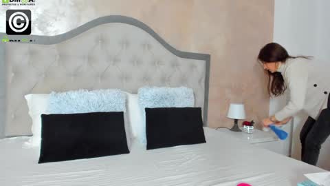 JennaMyers online show from 01-03-25, 08:01