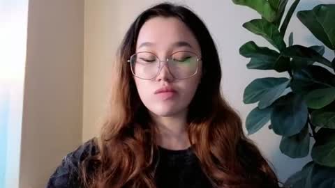 Snapshot of jennatyan chatting on 07-23-26, 05:05 JENNA online show from 07-23-26, 05:05