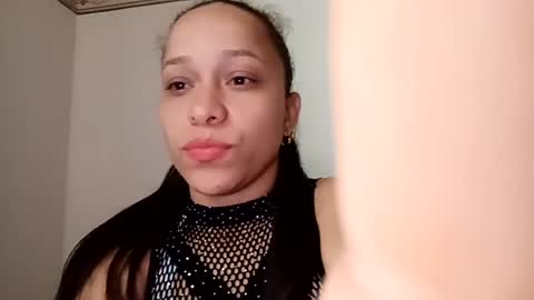 Jenncossio online show from 06-15-26, 09:50