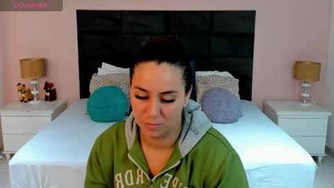 jenner_madison online show from 12-04-25, 12:14