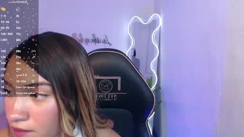 Snapshot of jenner_tay chatting on 05-24-26, 03:00 jenner online show from 05-24-26, 03:00
