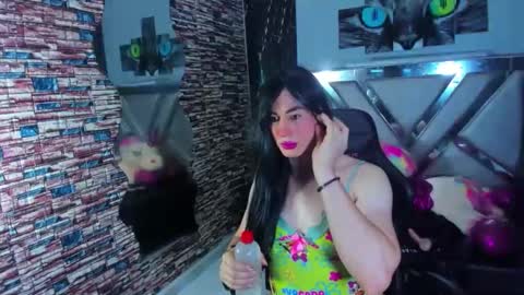 Snapshot of jennfer_winsonn chatting on 11-13-25, 07:13 jennfer_winsonn online show from 11-13-25, 07:13