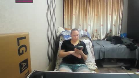 JenniDeep online show from 11-18-25, 12:20