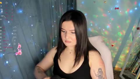 Jennie online show from 11-23-25, 11:04