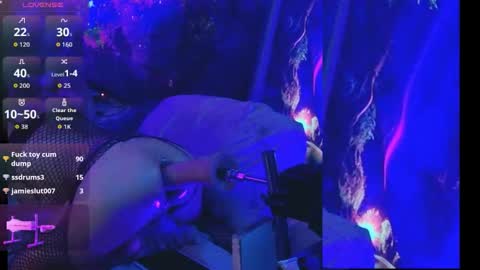 Snapshot of jennie_bttmcd chatting on 02-25-26, 09:02 Jennie bttmcd online show from 02-25-26, 09:02