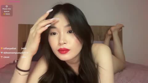 Snapshot of jennie_yung chatting on 12-15-24, 04:18 jennie_yung online show from 12-15-24, 04:18