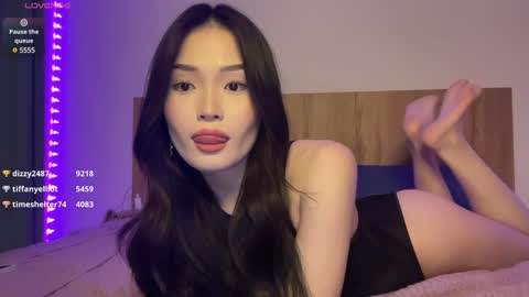 Snapshot of jennie_yung chatting on 12-21-24, 11:34 jennie_yung online show from 12-21-24, 11:34