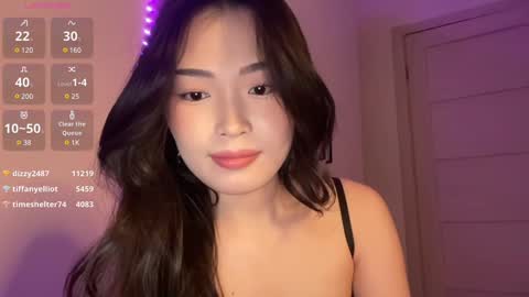 Snapshot of jennie_yung chatting on 12-24-24, 01:38 jennie_yung online show from 12-24-24, 01:38