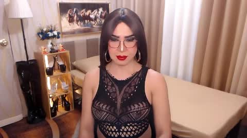 jenniegarcia online show from 04-05-26, 05:54