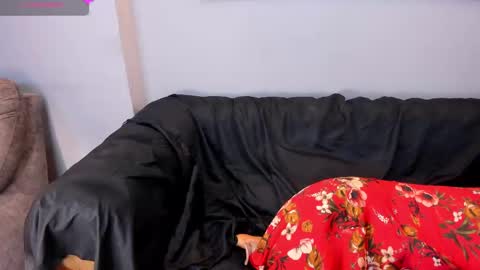 Jennie online show from 10-22-25, 01:00