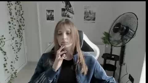 Karla online show from 06-09-26, 12:28