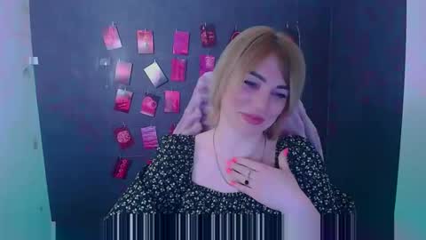 Jennifer online show from 03-08-26, 06:39