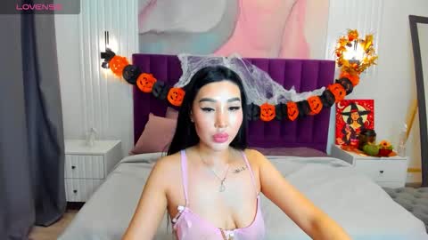 Snapshot of jennifer_munoz chatting on 11-01-25, 07:10 Jennifer online show from 11-01-25, 07:10