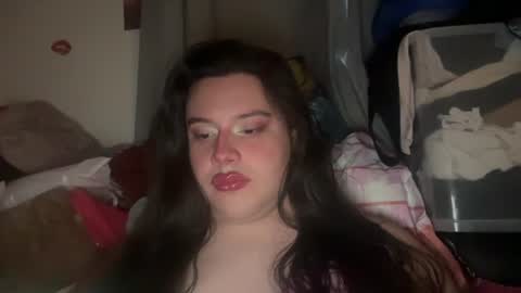 Snapshot of jennifer_robbie chatting on 07-13-26, 06:38 jennifer_robbie online show from 07-13-26, 06:38