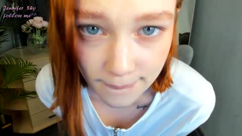 Jennifer online show from 03-05-25, 01:39