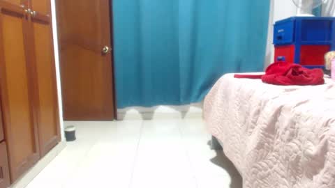 jennifer_t online show from 03-09-25, 08:07