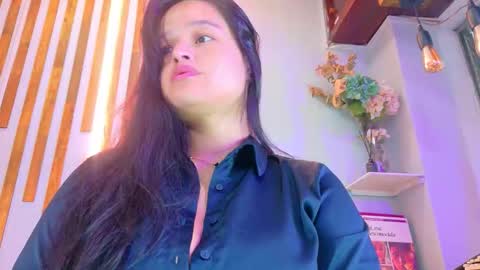 Jennifer vega  online show from 10-09-25, 09:46