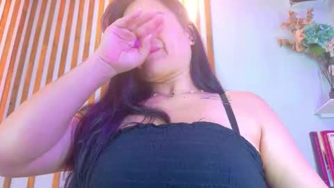 Jennifer vega  online show from 10-10-25, 11:59