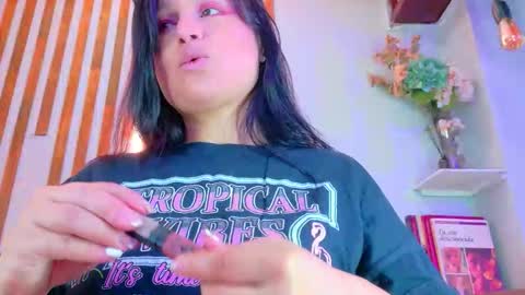 Jennifer vega  online show from 10-13-25, 09:48