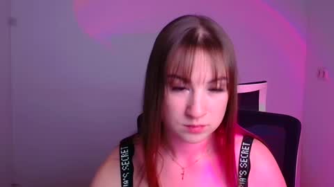 Jennifer online show from 12-20-24, 03:31