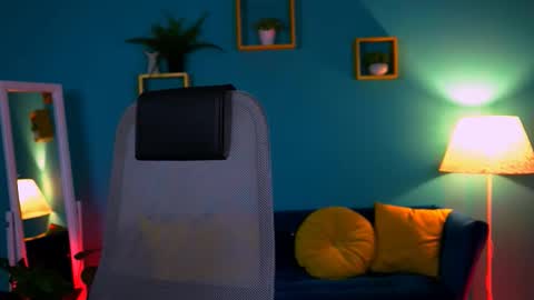 Jennifer online show from 10-22-25, 10:48