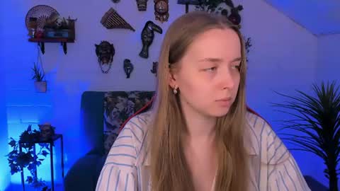 Jennifer online show from 07-23-26, 08:51
