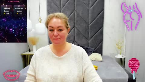 Jennifer online show from 02-04-25, 08:17