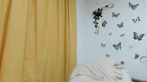Snapshot of jenniferloveyou chatting on 10-01-25, 04:57 jenniferloveyou online show from 10-01-25, 04:57