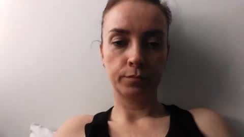 Snapshot of jenniferxsweet chatting on 06-15-26, 02:19 JenniferXSweet online show from 06-15-26, 02:19