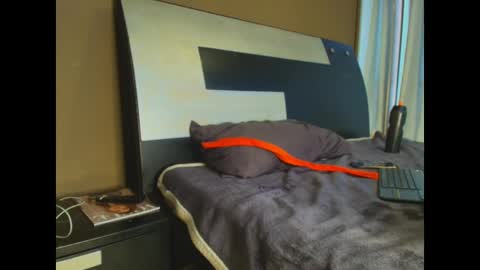 Snapshot of jennmullatta_ chatting on 02-13-25, 07:10 Jenn online show from 02-13-25, 07:10