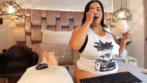 Snapshot of jennsexy_ chatting on 09-28-25, 12:21 Jennsexy online show from 09-28-25, 12:21